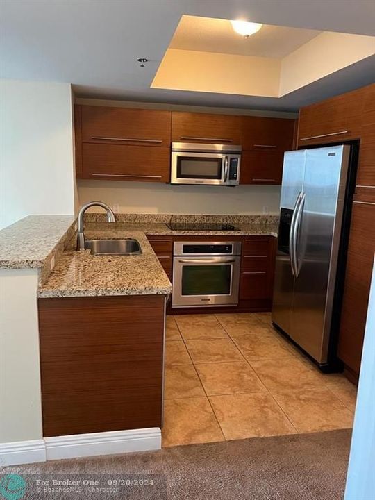 Vendido Recientemente: $275,000 (1 camas, 2 baños, 1000 Pies cuadrados)