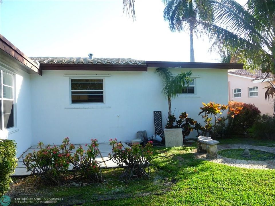 Recently Sold: $555,000 (3 beds, 2 baths, 1533 Square Feet)