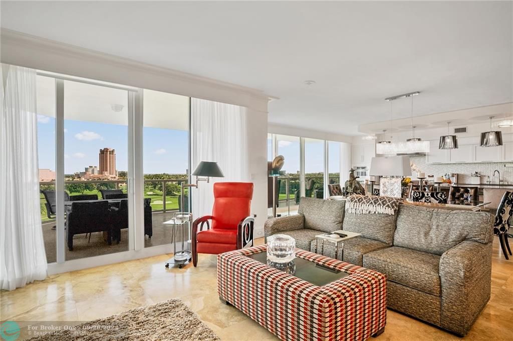 Recently Sold: $2,200,000 (3 beds, 3 baths, 2457 Square Feet)