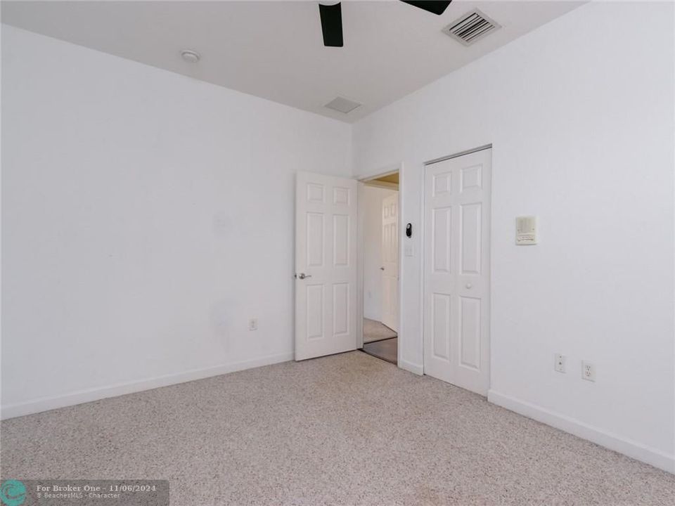 Recently Sold: $380,000 (2 beds, 2 baths, 1455 Square Feet)