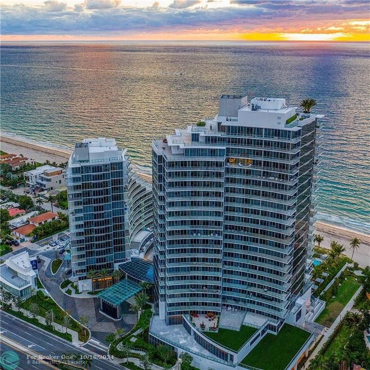 Recently Sold: $3,750,000 (3 beds, 3 baths, 2787 Square Feet)