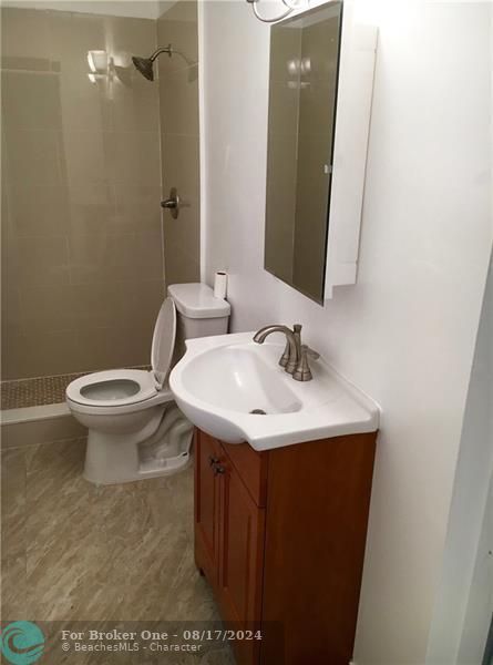 Active With Contract: $1,400 (1 beds, 1 baths, 1947 Square Feet)