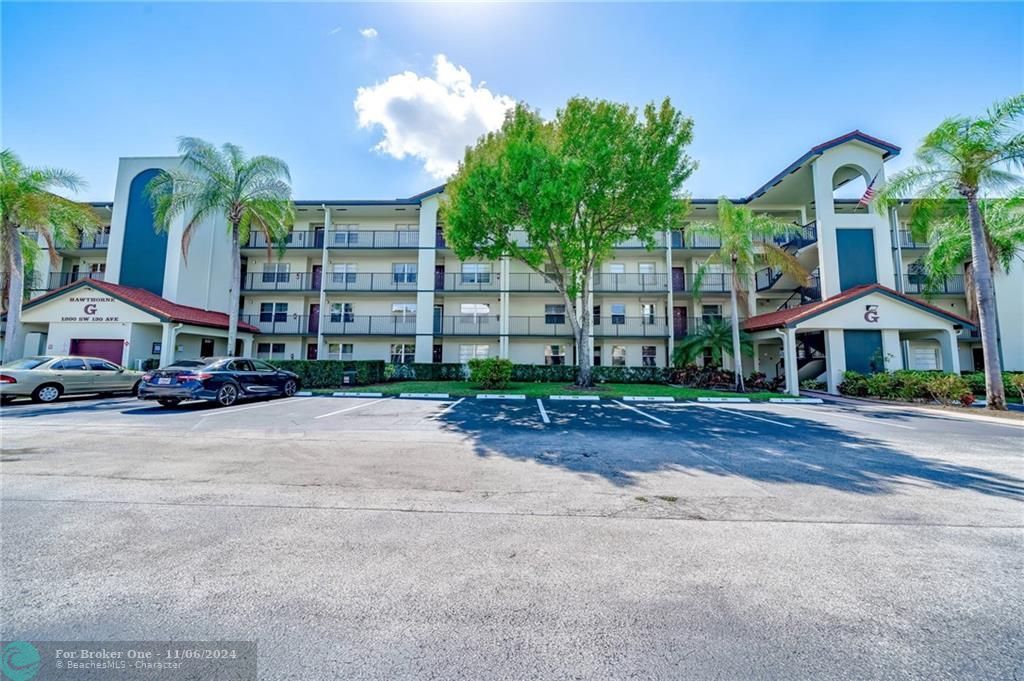 Recently Sold: $235,000 (2 beds, 2 baths, 1351 Square Feet)