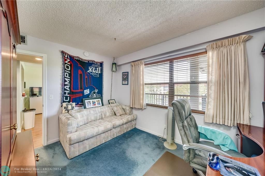 Recently Sold: $235,000 (2 beds, 2 baths, 1351 Square Feet)