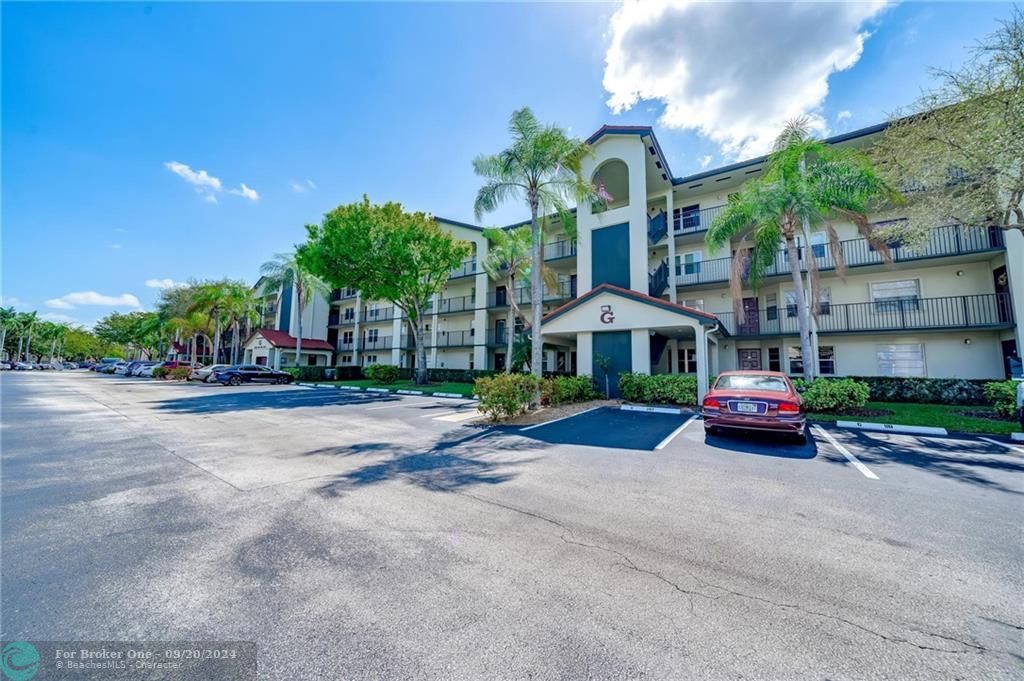 Recently Sold: $235,000 (2 beds, 2 baths, 1351 Square Feet)