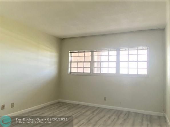 Vendido Recientemente: $179,900 (2 camas, 2 baños, 1150 Pies cuadrados)