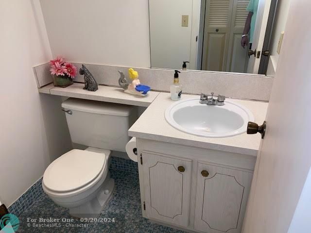 Recently Sold: $89,900 (1 beds, 1 baths, 708 Square Feet)