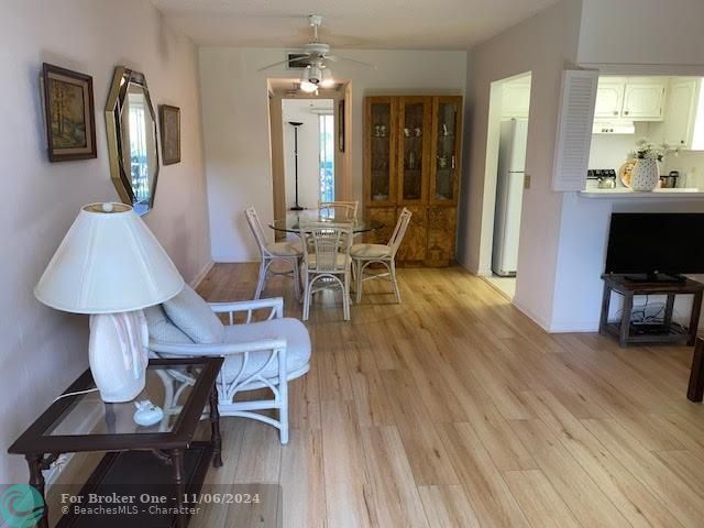 Recently Sold: $89,900 (1 beds, 1 baths, 708 Square Feet)