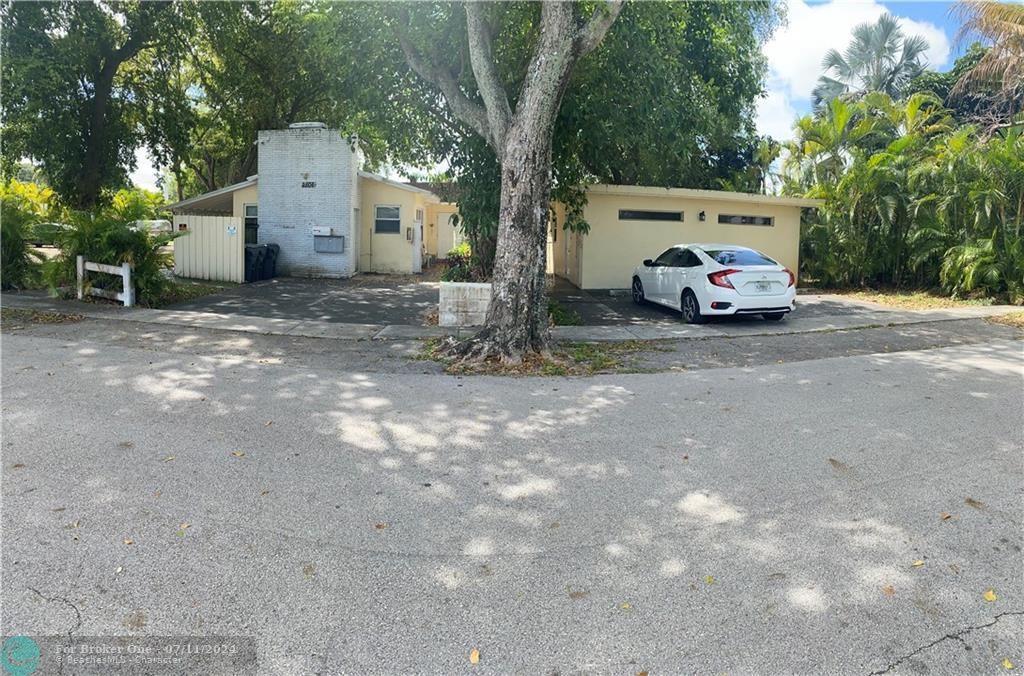Recently Rented: $879,000 (0 beds, 0 baths, 3939 Square Feet)