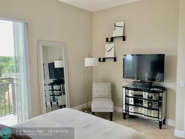 Recently Sold: $489,000 (2 beds, 2 baths, 1395 Square Feet)