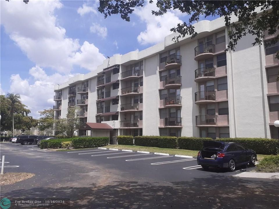 Recently Sold: $115,000 (1 beds, 1 baths, 541 Square Feet)