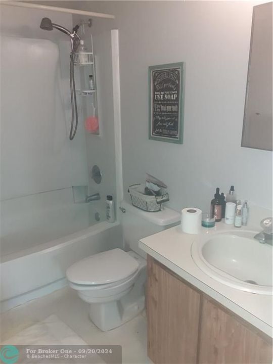 Recently Sold: $115,000 (1 beds, 1 baths, 541 Square Feet)