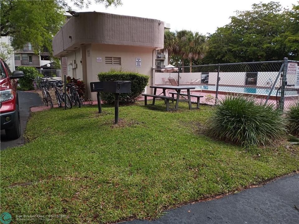 Recently Sold: $115,000 (1 beds, 1 baths, 541 Square Feet)