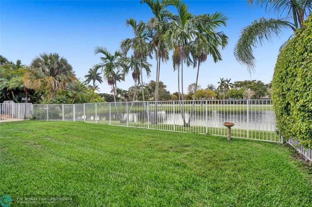 Recently Sold: $760,000 (4 beds, 2 baths, 2115 Square Feet)