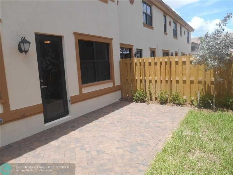 Recently Rented: $3,500 (4 beds, 3 baths, 2056 Square Feet)