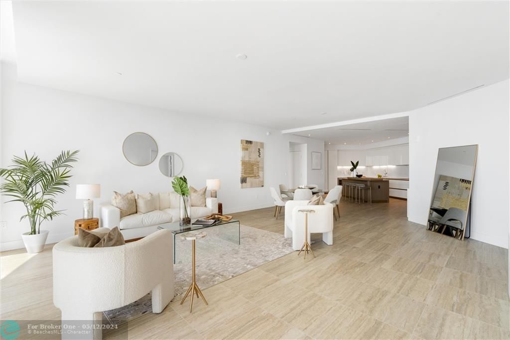 Recently Sold: $5,950,000 (3 beds, 3 baths, 2340 Square Feet)