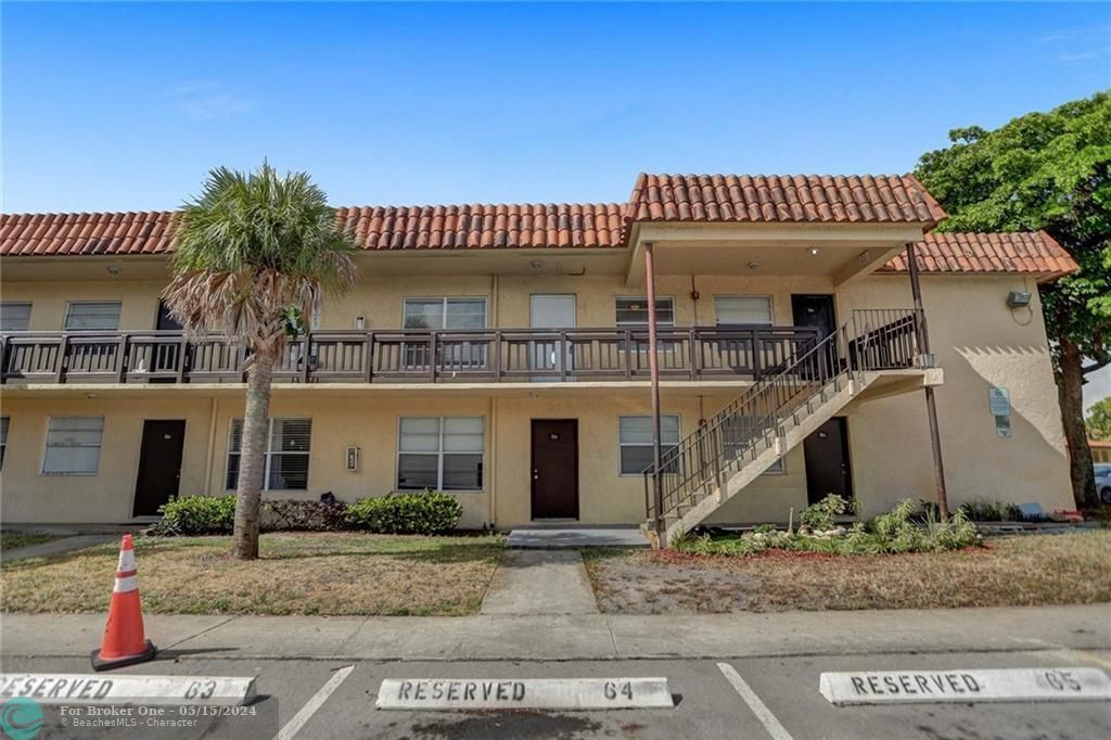 Recently Sold: $162,500 (2 beds, 1 baths, 709 Square Feet)