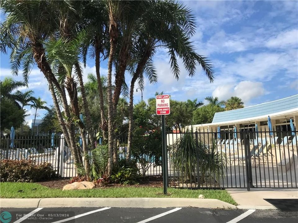 Recently Sold: $449,000 (2 beds, 2 baths, 1255 Square Feet)