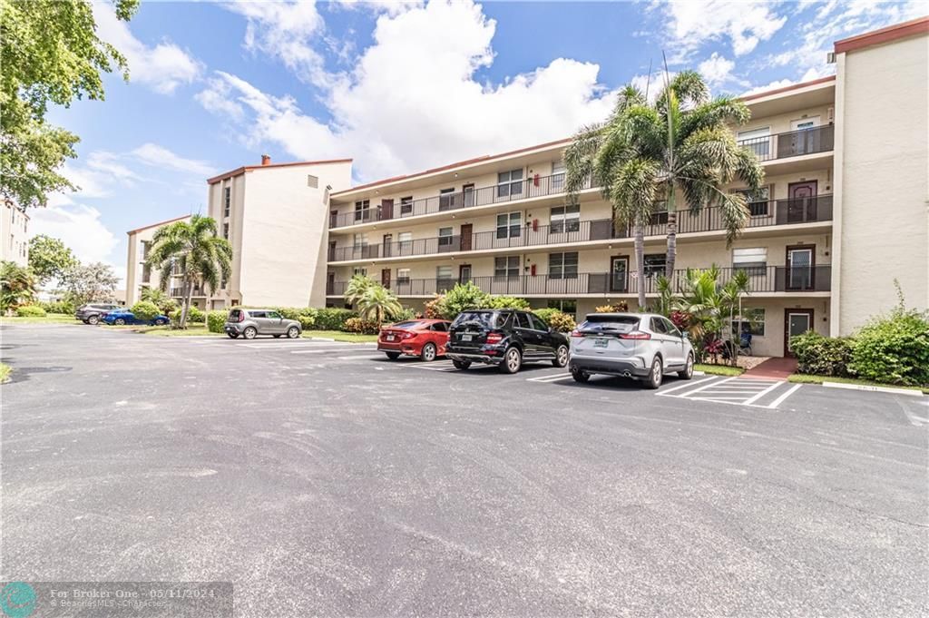 Recently Sold: $155,000 (2 beds, 2 baths, 1006 Square Feet)