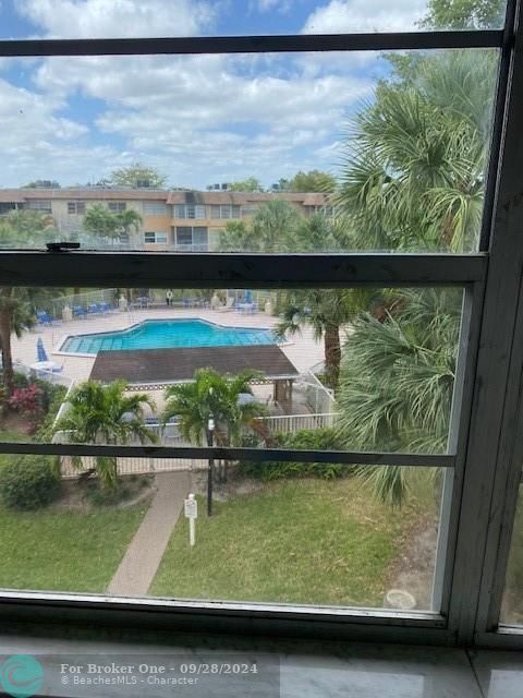 Recently Sold: $57,000 (1 beds, 1 baths, 684 Square Feet)