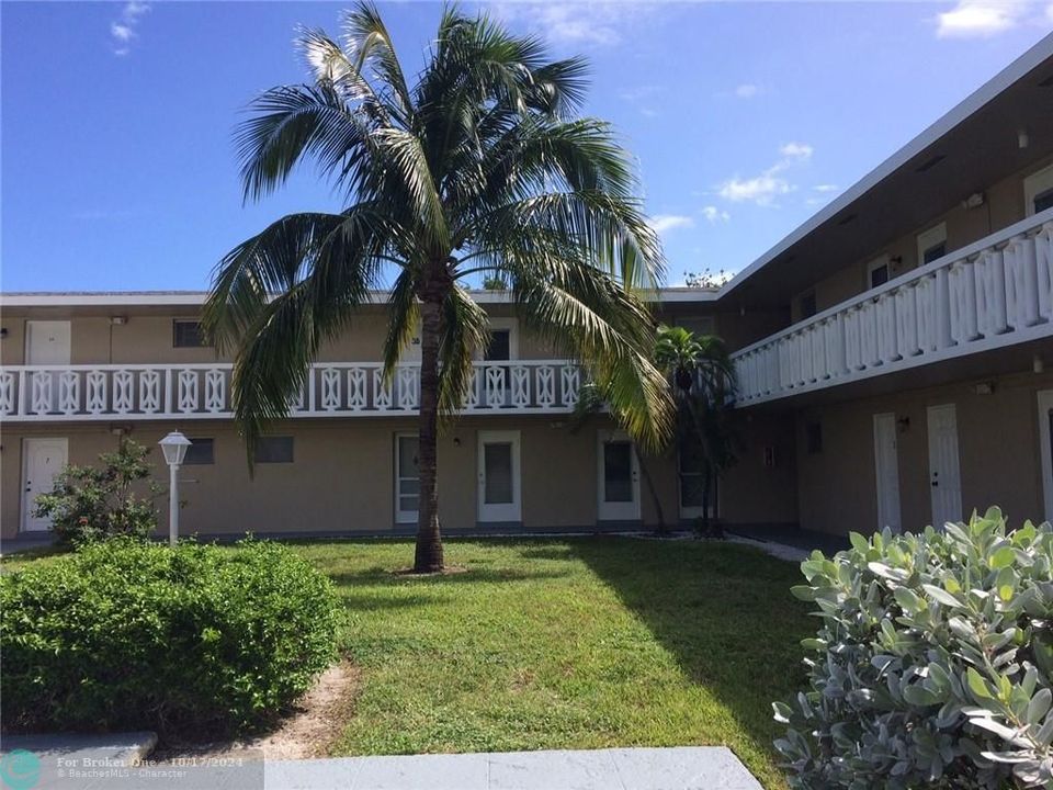 Recently Sold: $130,000 (1 beds, 1 baths, 668 Square Feet)