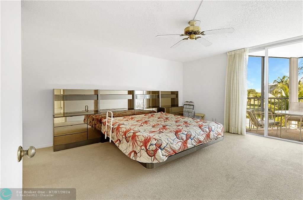 Vendido Recientemente: $260,000 (2 camas, 2 baños, 1414 Pies cuadrados)