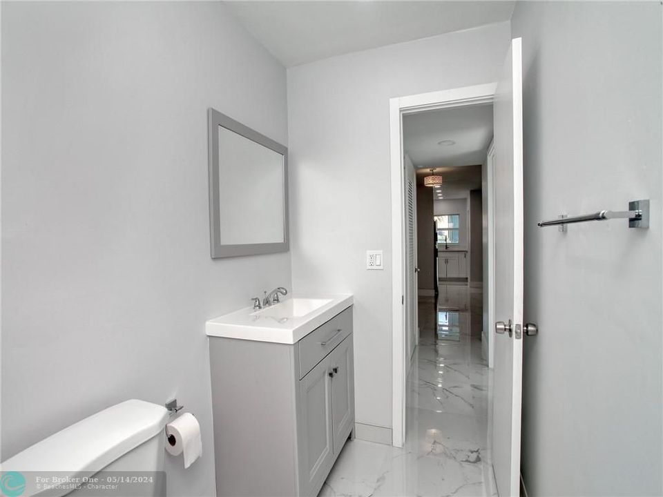 最近售出: $146,900 (1 贝兹, 1 浴室, 720 平方英尺)