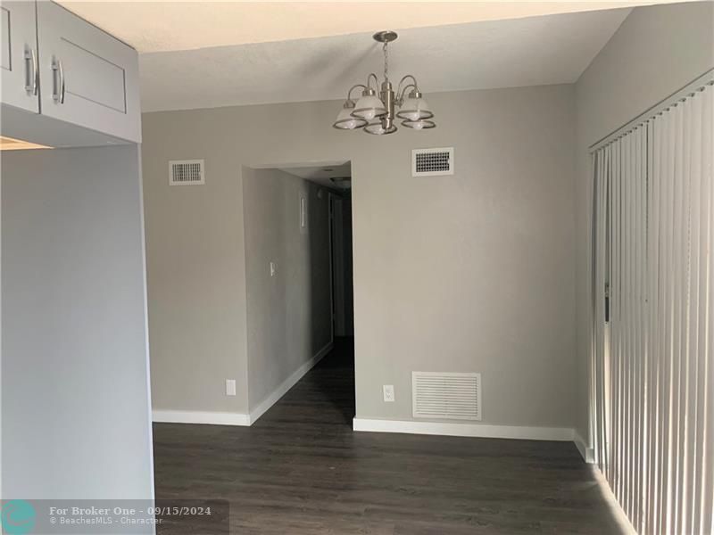 Active With Contract: $1,595 (1 beds, 1 baths, 3916 Square Feet)