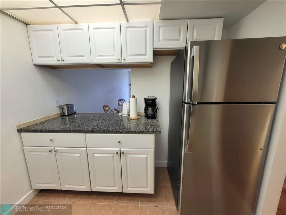 Recently Sold: $299,000 (2 beds, 2 baths, 1175 Square Feet)