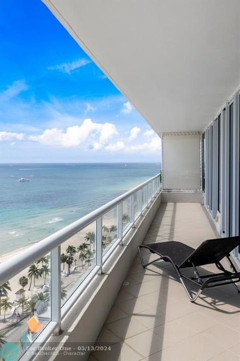 Recently Sold: $2,775,000 (2 beds, 2 baths, 1836 Square Feet)