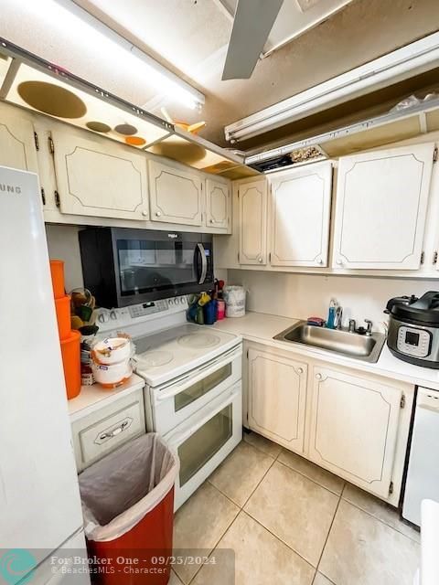 Vendido Recientemente: $74,900 (2 camas, 1 baños, 814 Pies cuadrados)