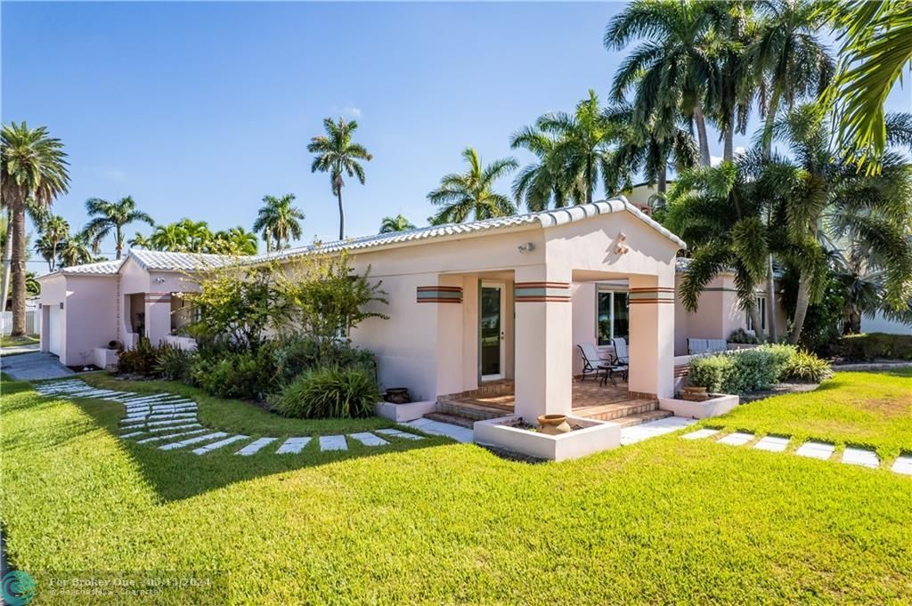 Recently Sold: $1,850,000 (4 beds, 3 baths, 3800 Square Feet)