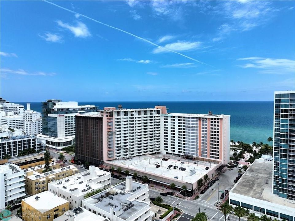 Recently Sold: $339,000 (1 beds, 1 baths, 726 Square Feet)