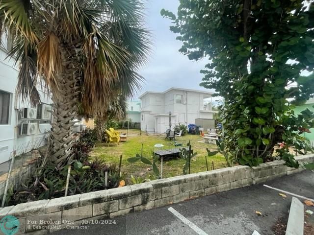 Recently Sold: $1,500,000 (2 beds, 2 baths, 1668 Square Feet)