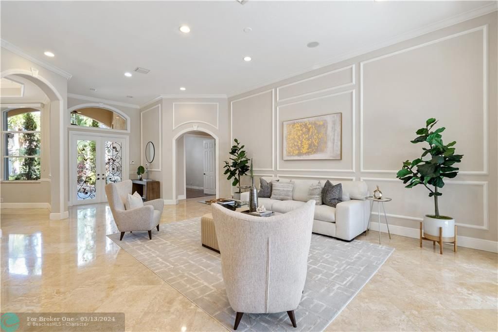 Active With Contract: $1,850,000 (5 beds, 4 baths, 4686 Square Feet)