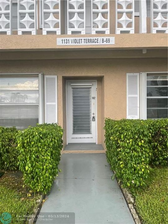 Recently Sold: $179,999 (2 beds, 2 baths, 1167 Square Feet)
