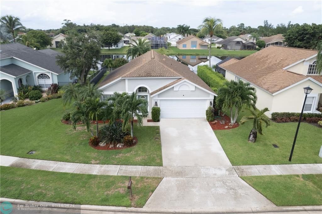 Recently Sold: $530,000 (3 beds, 2 baths, 1692 Square Feet)