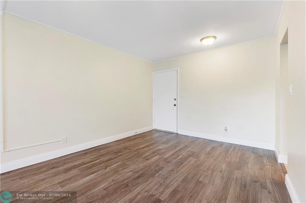 Recently Sold: $199,900 (1 beds, 1 baths, 600 Square Feet)