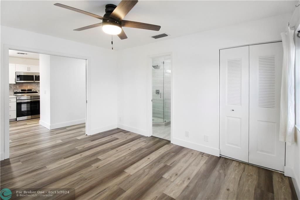 Recently Sold: $250,000 (2 beds, 2 baths, 1167 Square Feet)