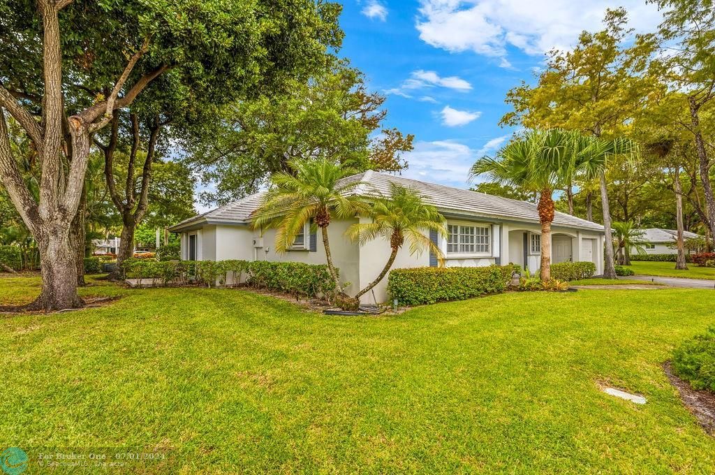 Recently Sold: $550,000 (3 beds, 3 baths, 2000 Square Feet)