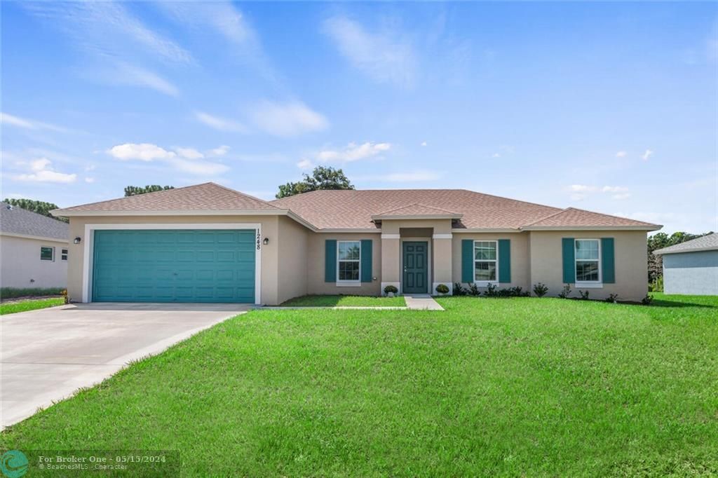 Recently Sold: $448,000 (4 beds, 2 baths, 2149 Square Feet)