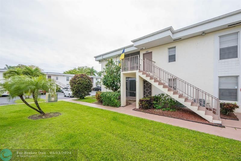 Recently Sold: $229,000 (2 beds, 2 baths, 1103 Square Feet)