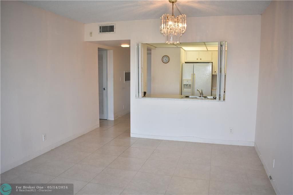 Recently Sold: $249,900 (1 beds, 1 baths, 900 Square Feet)