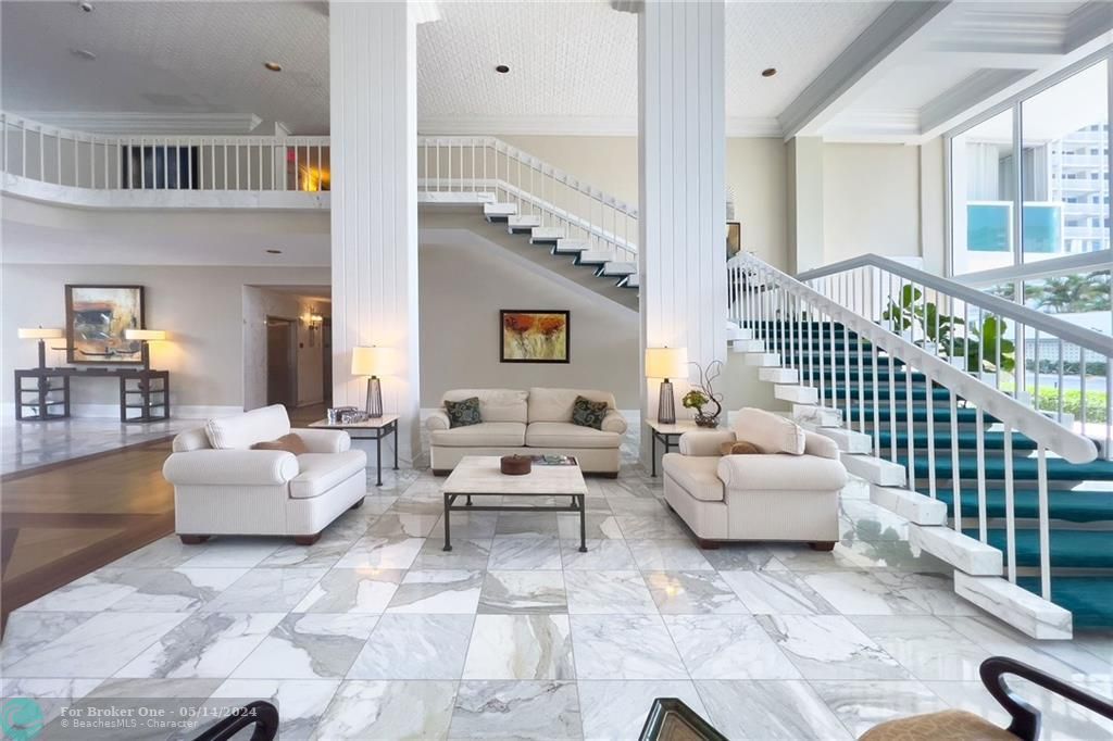 Recently Sold: $1,000,000 (2 beds, 2 baths, 1789 Square Feet)