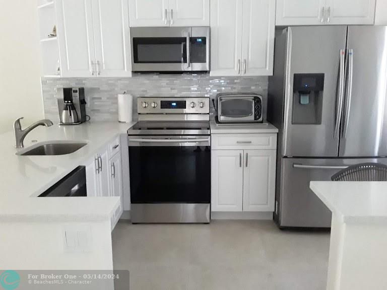 Recently Sold: $269,000 (2 beds, 2 baths, 1000 Square Feet)