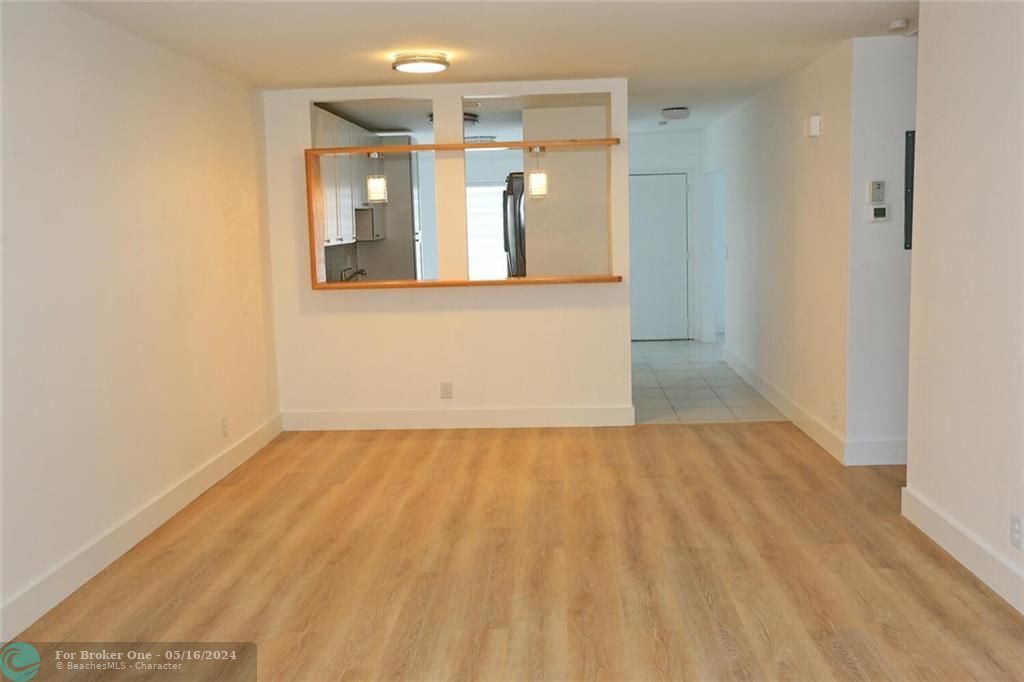 Recently Sold: $264,890 (2 beds, 2 baths, 1332 Square Feet)