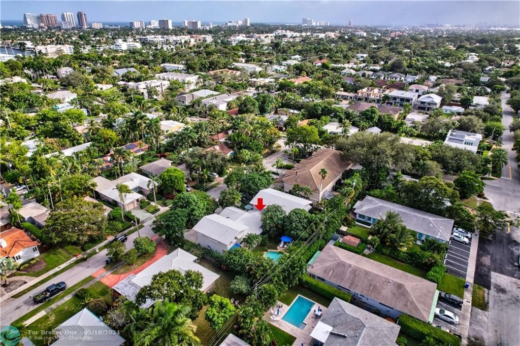 Recently Sold: $2,200,000 (4 beds, 4 baths, 4513 Square Feet)