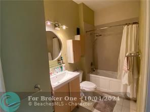 Active With Contract: $2,000 (1 beds, 1 baths, 775 Square Feet)