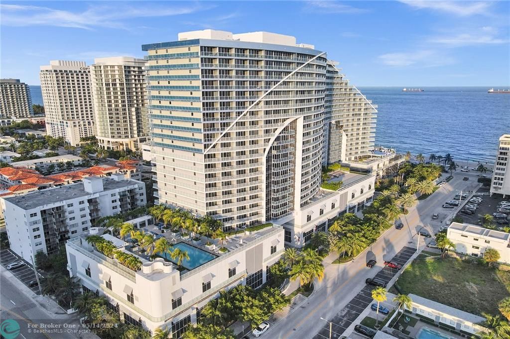 Recently Sold: $765,000 (1 beds, 1 baths, 709 Square Feet)