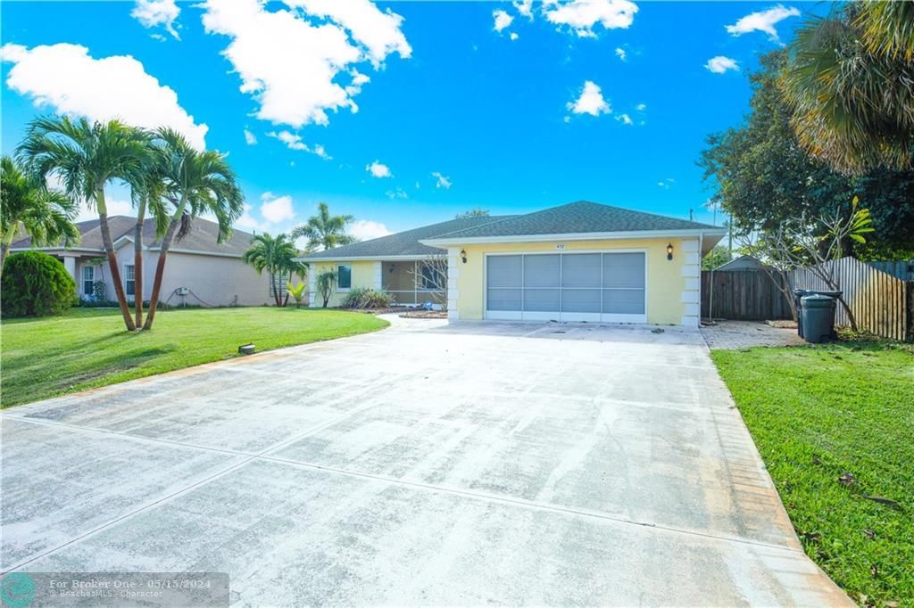 Recently Sold: $375,000 (3 beds, 2 baths, 1602 Square Feet)